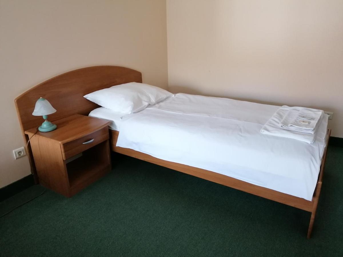 Hostel Rakitje-Rakitje Экстерьер фото